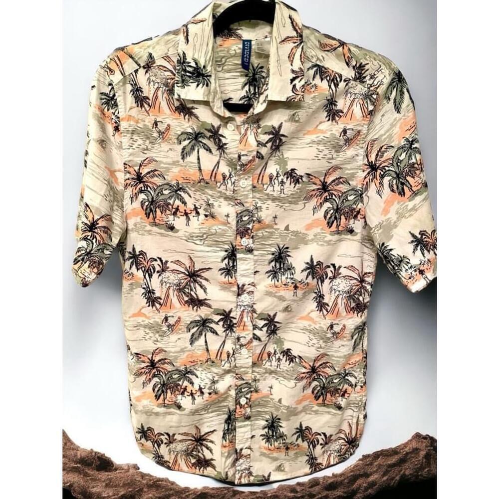 Size S Men's H&M Short Sleeve All over print Tropical Beach Button Up Shirt